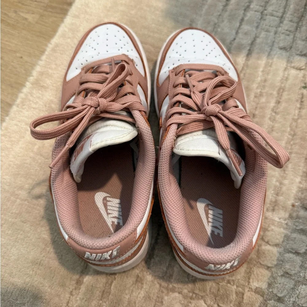 Nike Blush and White Low-Top Sneakers - Picture 2 of 10